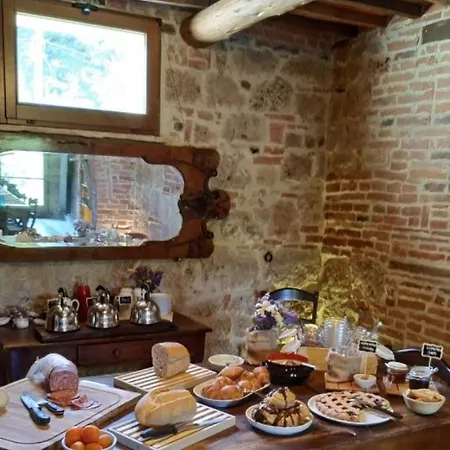 فيلة Podere Della Bruciata *